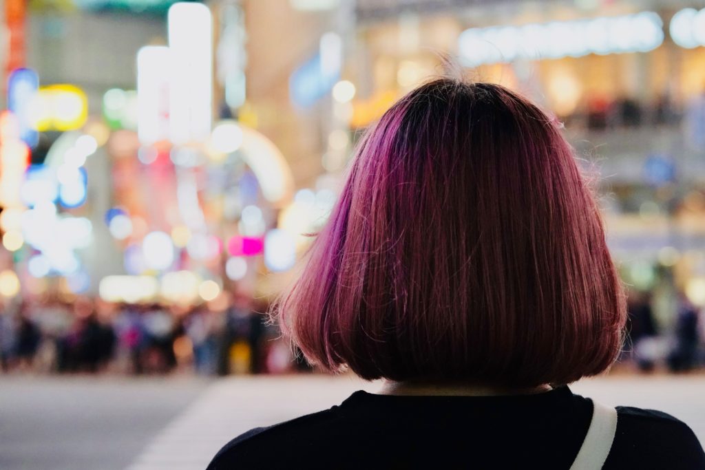 成人式のヘアカラーはいつやる インナーカラーなど派手髪は 髪型の伝え方 カラーの申し子 福岡にあるカラーが人気の美容室