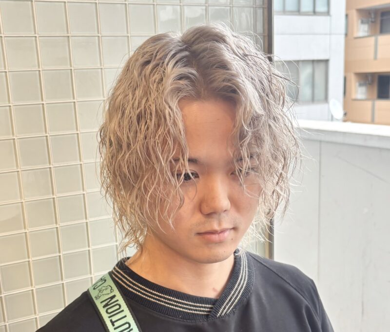 メンズブリーチパーマ